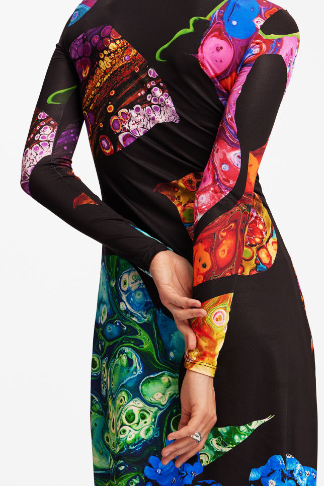 Ropa tipo 2025 desigual