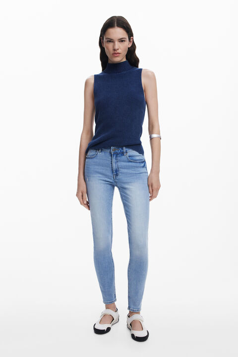 Skinny