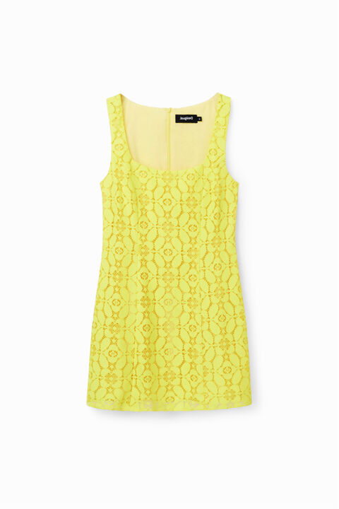 Short lace dress