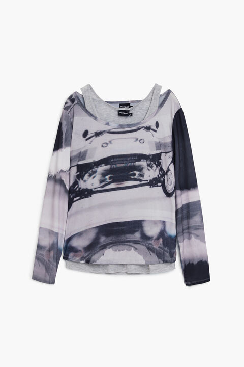 T-shirts