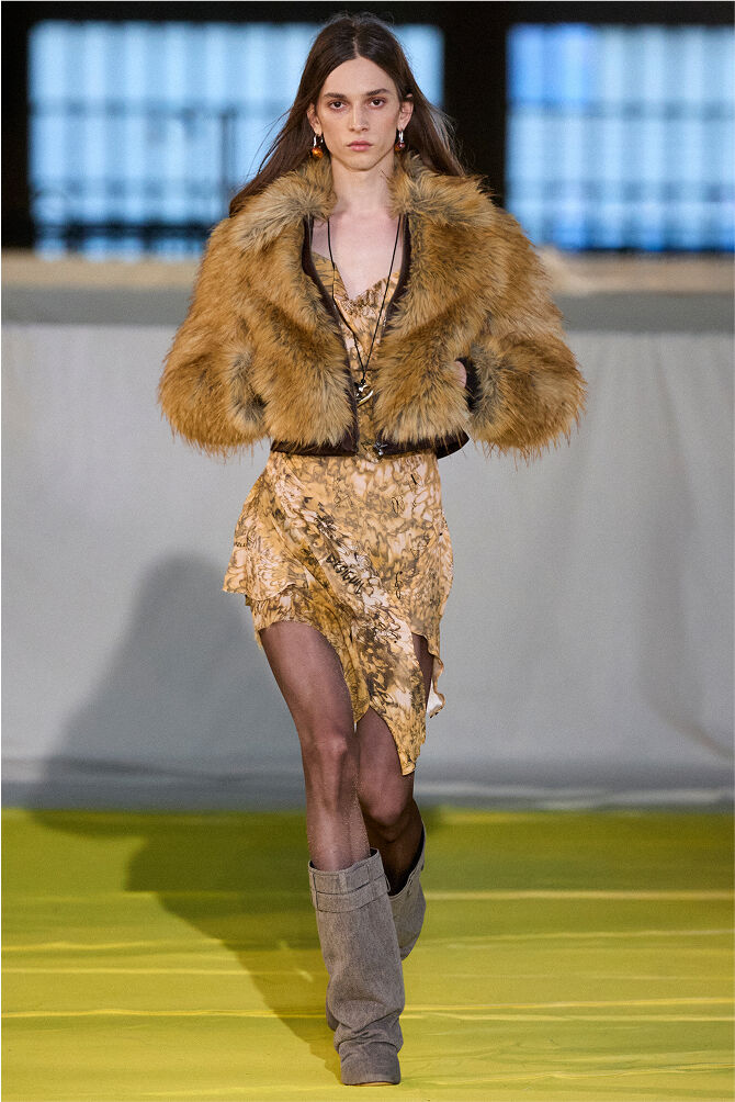 Desigual ✨美品✨刺繍やスパンコールジャガード コート STUDIO: THE RUNWAY | Desigual