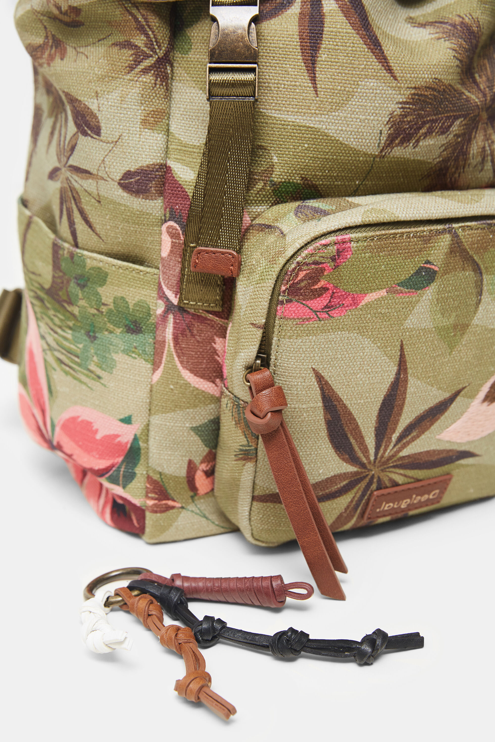 Mochila verde desigual clearance
