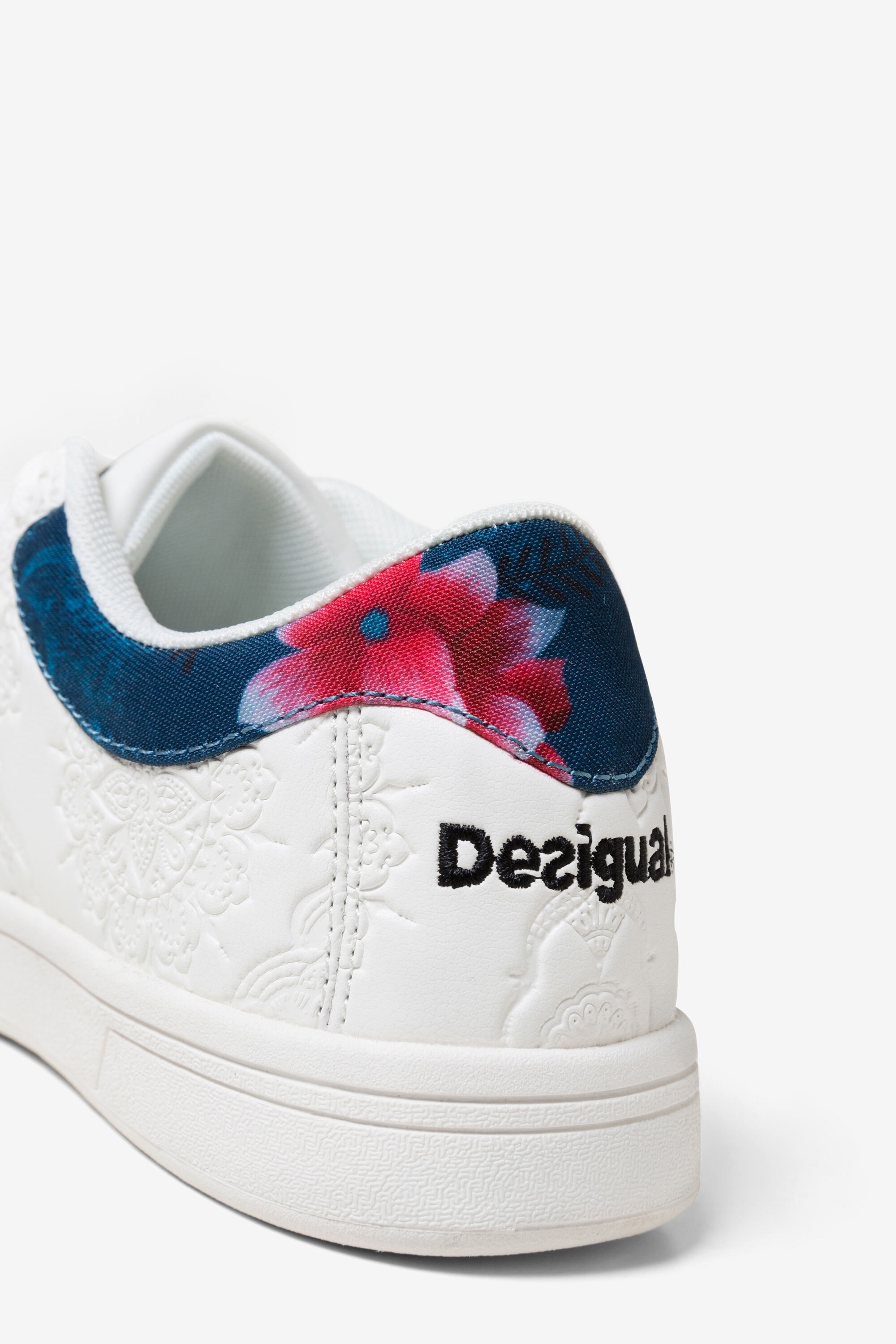 Desigual cheap tennis shoes