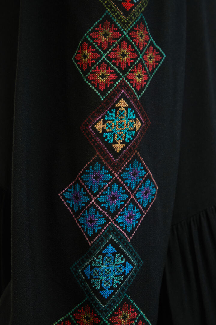 Robe à broderie ethnique | Desigual