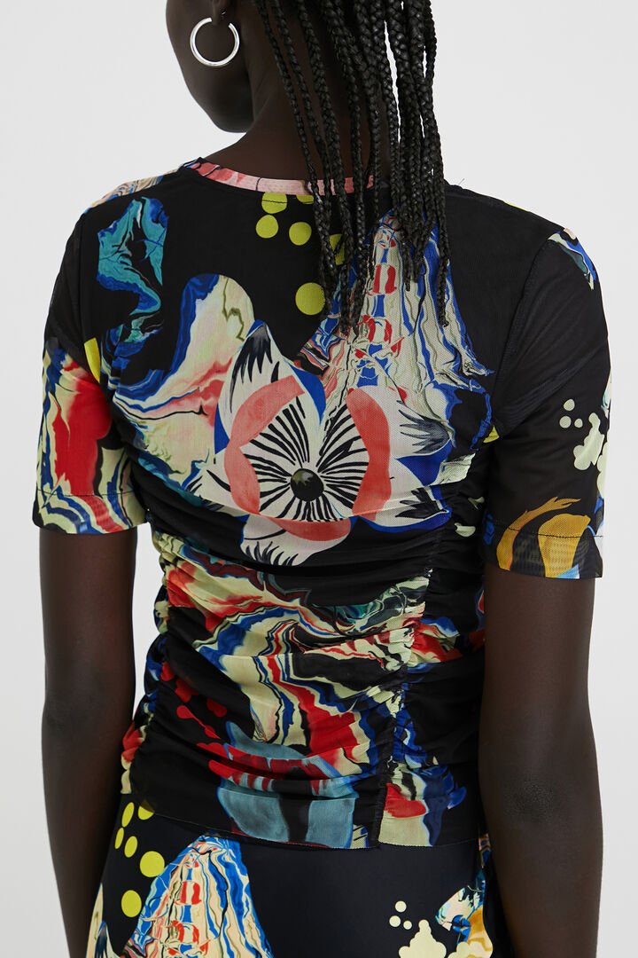 Camiseta slim fruncida | Desigual