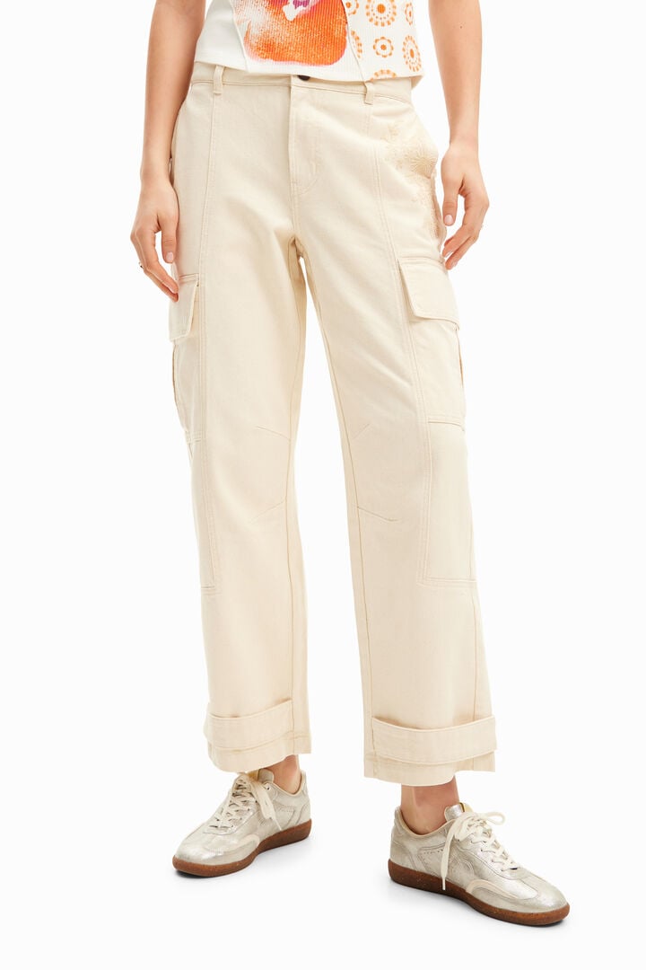 Embroidered cargo trousers | Desigual