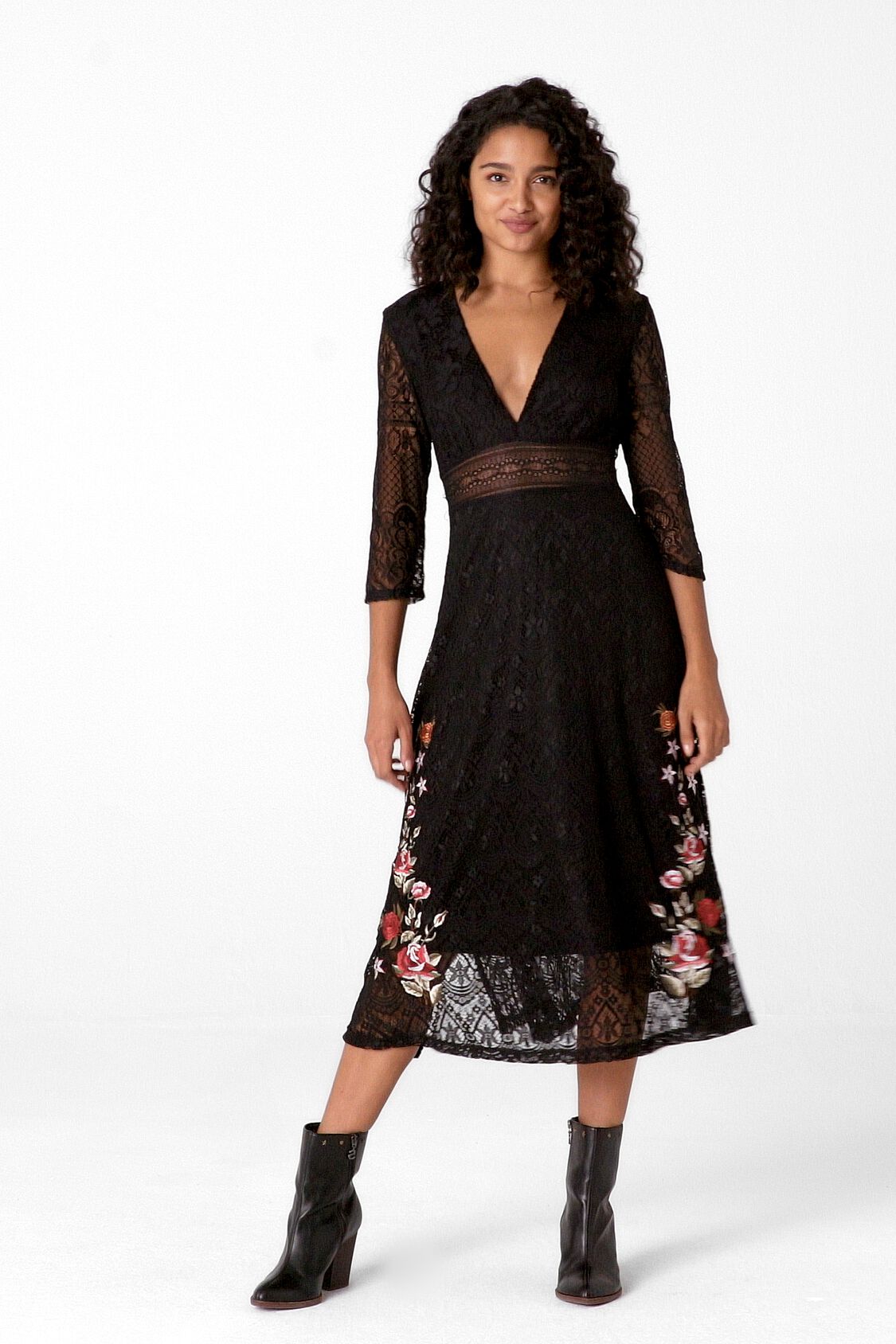 operador Contagioso Erudito Julil Dress