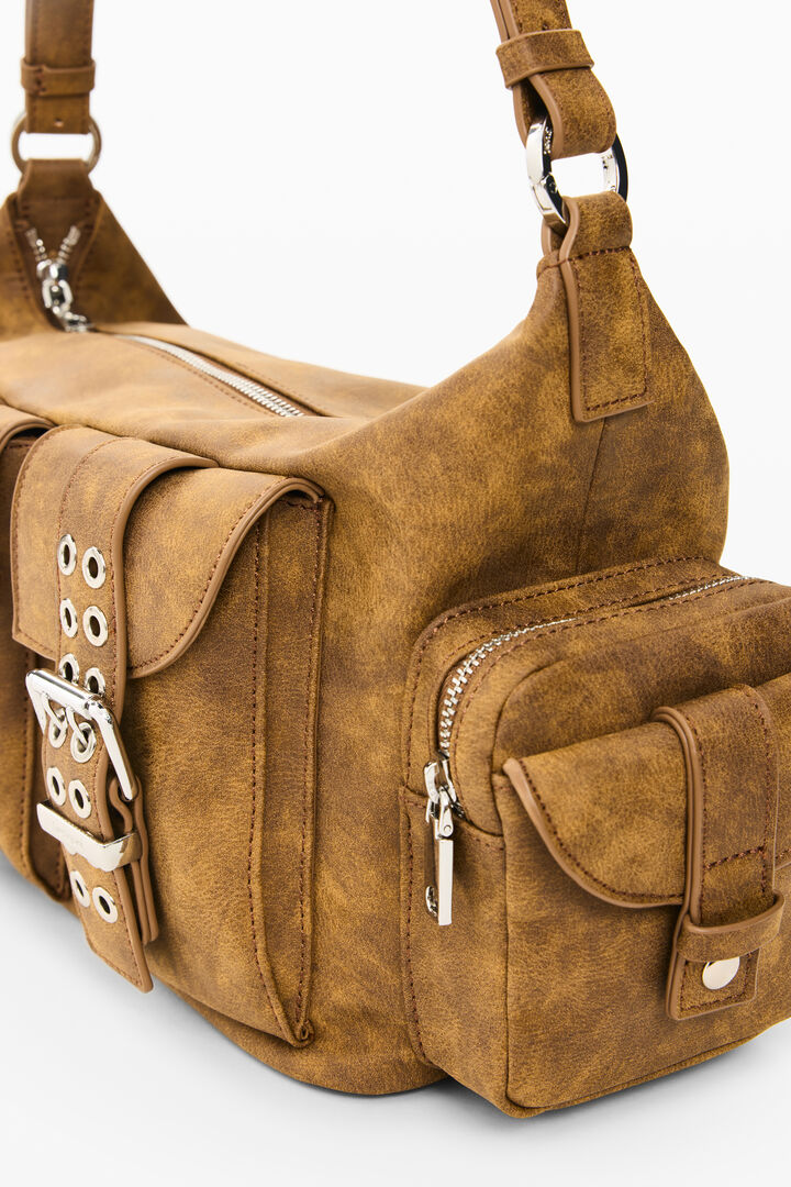 Medium Buckle Bag