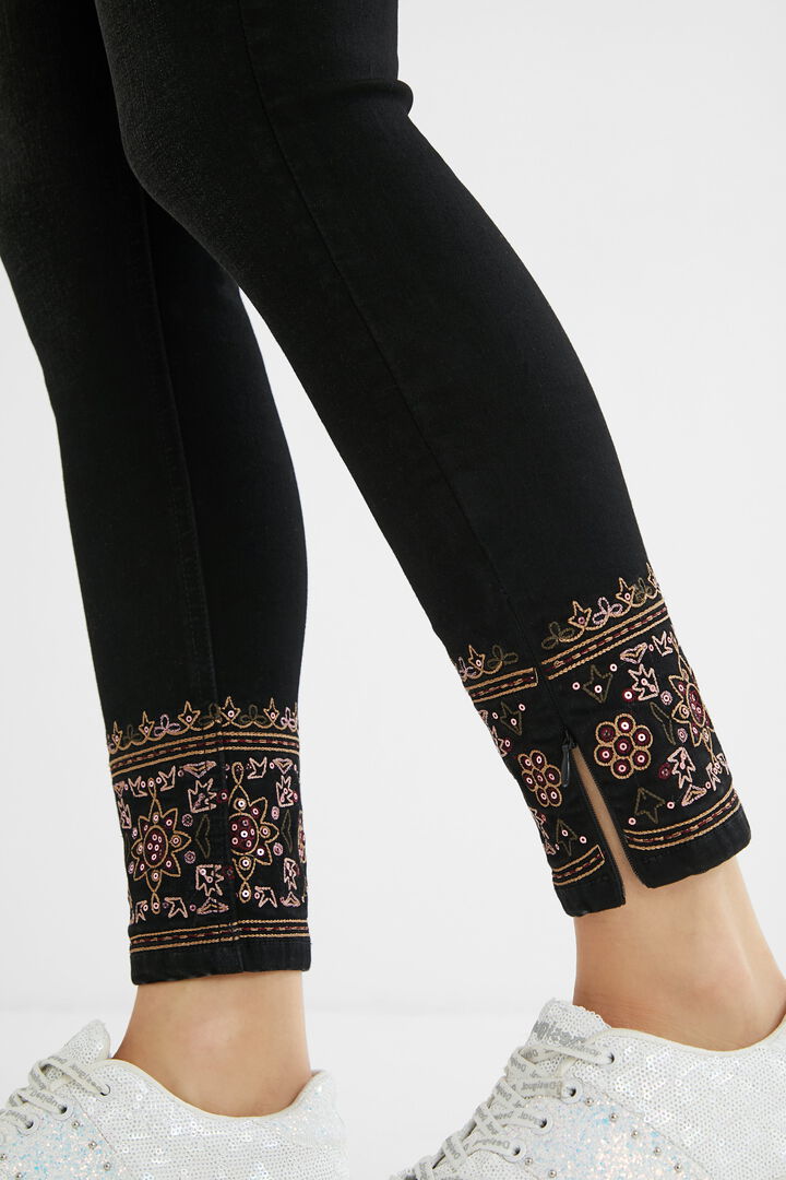 Skinny embroidered jeans | Desigual