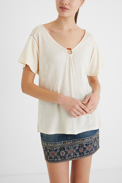 Short-sleeved linen T-shirt