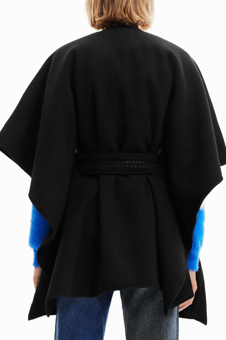 Embroidered poncho | Desigual