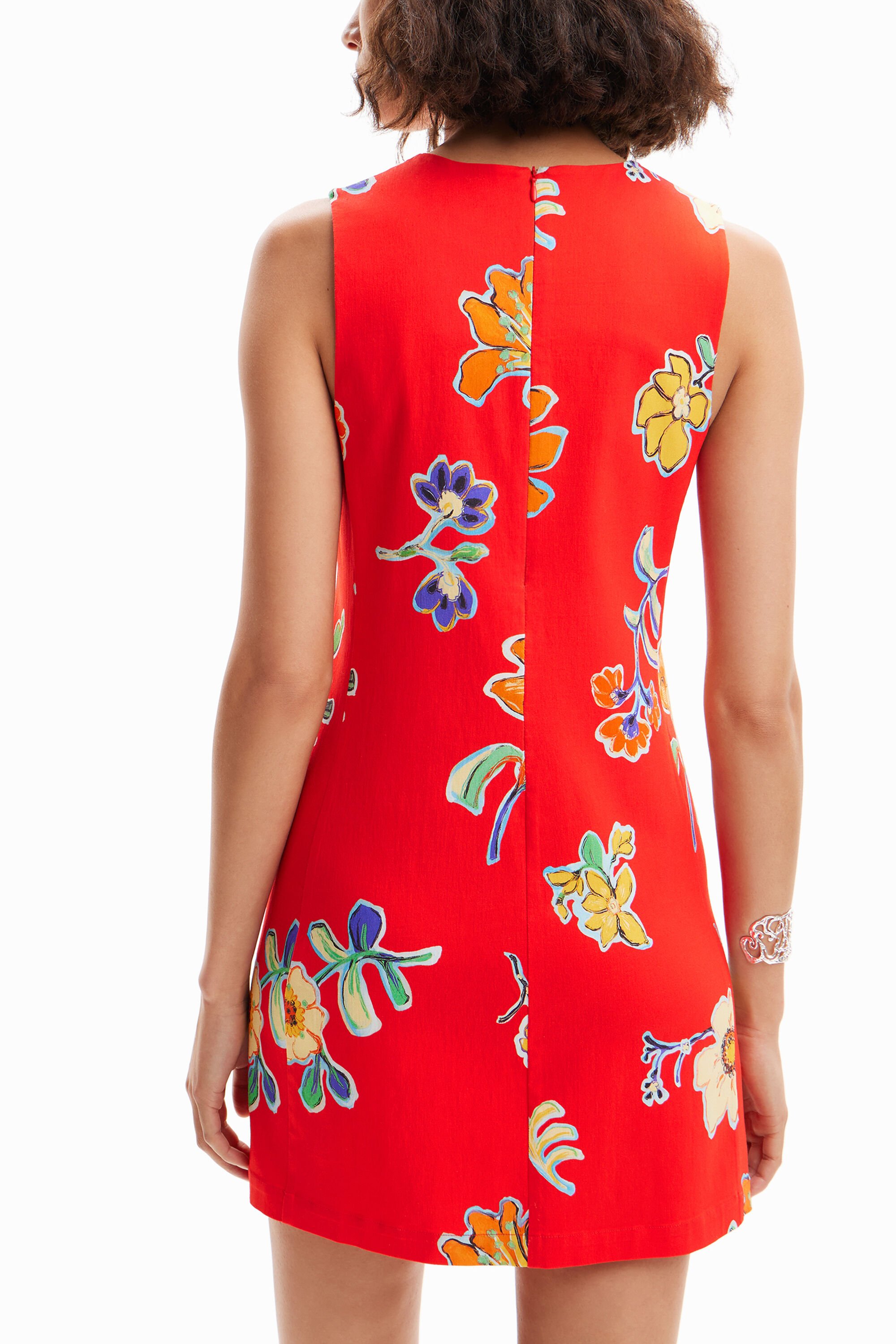 Robe courte ajustee fleurs