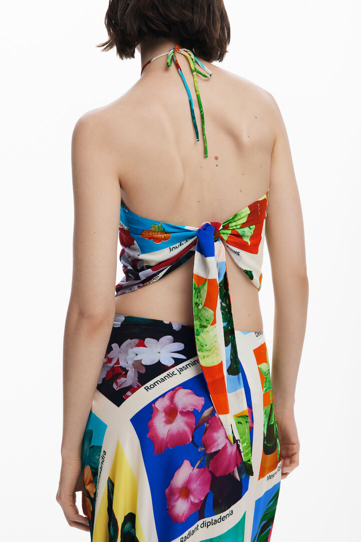 Top nudo postales Tyler McGillivary | Desigual
