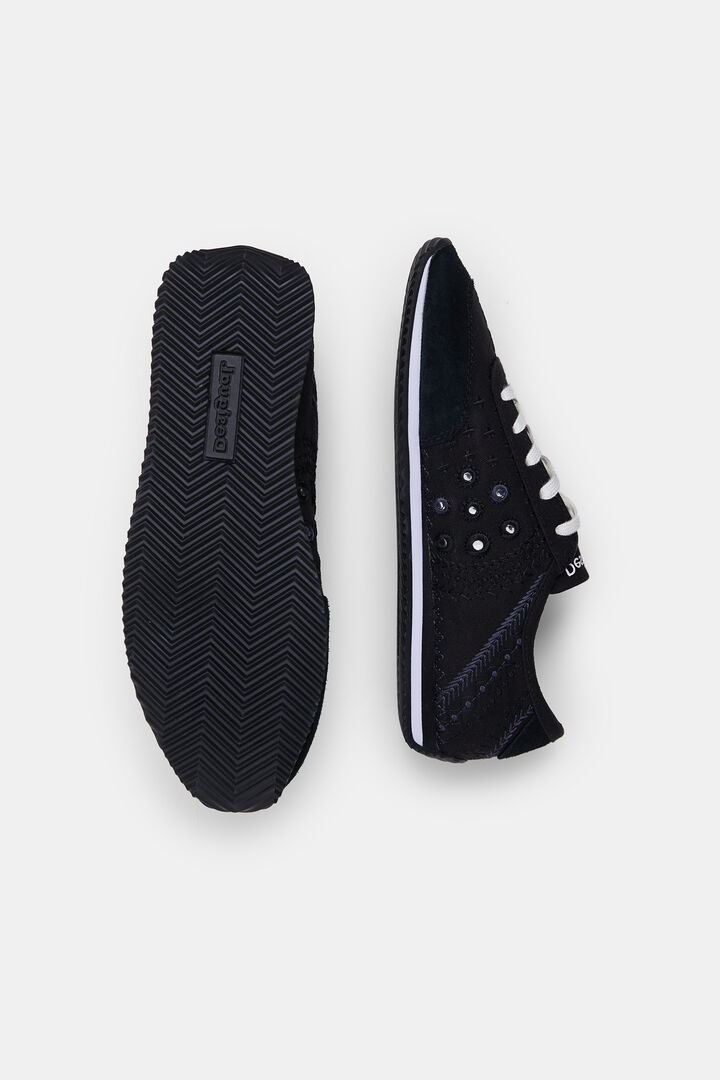 Zapatillas de piel bordadas | Desigual