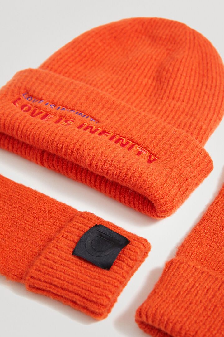 Gift pack of hat and gloves | Desigual