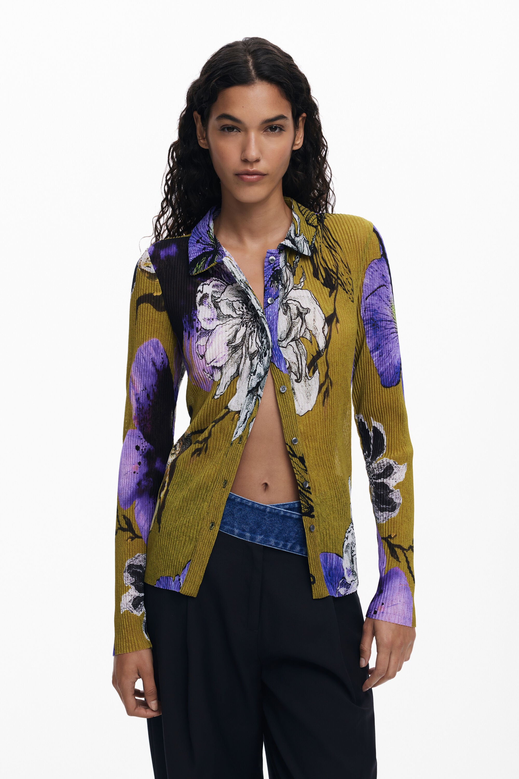 新品✨新作⭐️デシグアル✨ラクロワ　コラボ　落ち感のあるシャツ　大特価‼️ Desigual x Mr. Christian Lacroix | Desigual