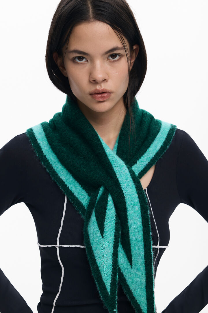 TRIANGLE SCARF | Desigual