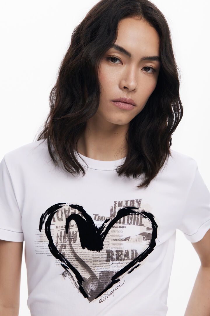 Maglietta cuore giornale | Desigual