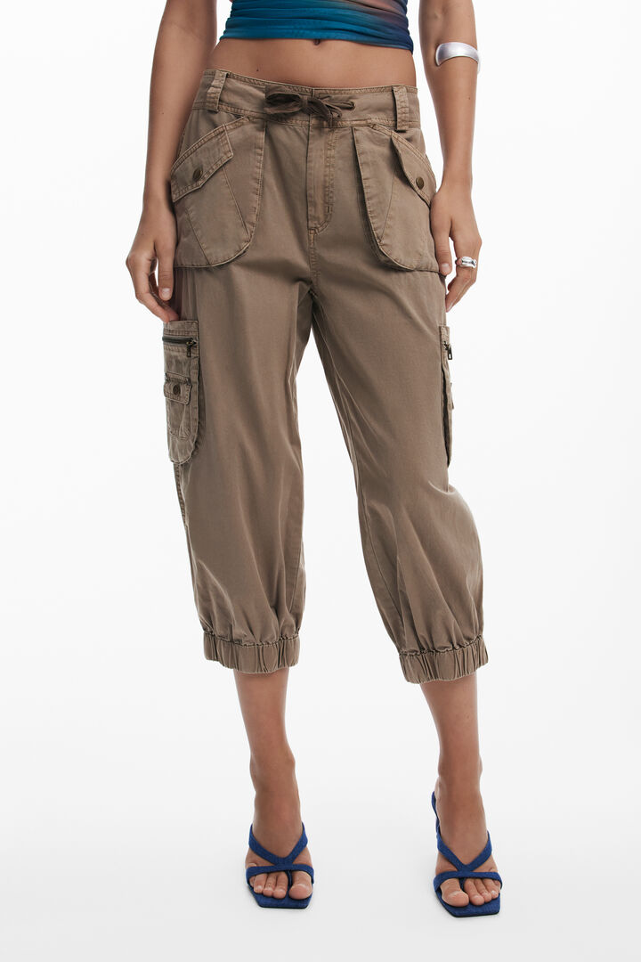 Cargo capri pants | Desigual