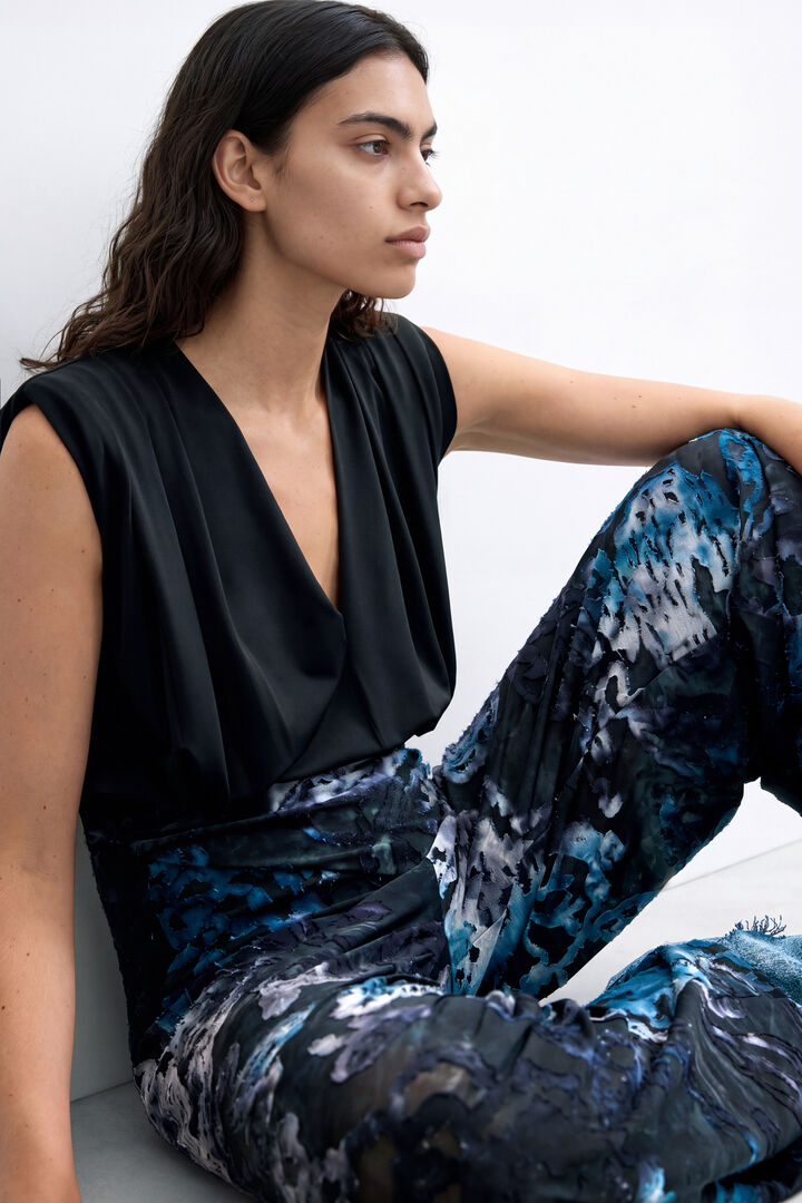 Long flocked jumpsuit