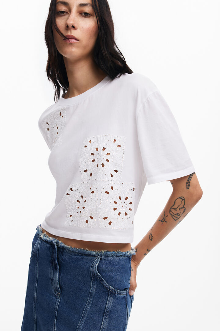 Camiseta lisa detalles | Desigual