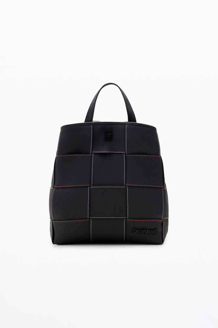 Mochila trenzada pequeña