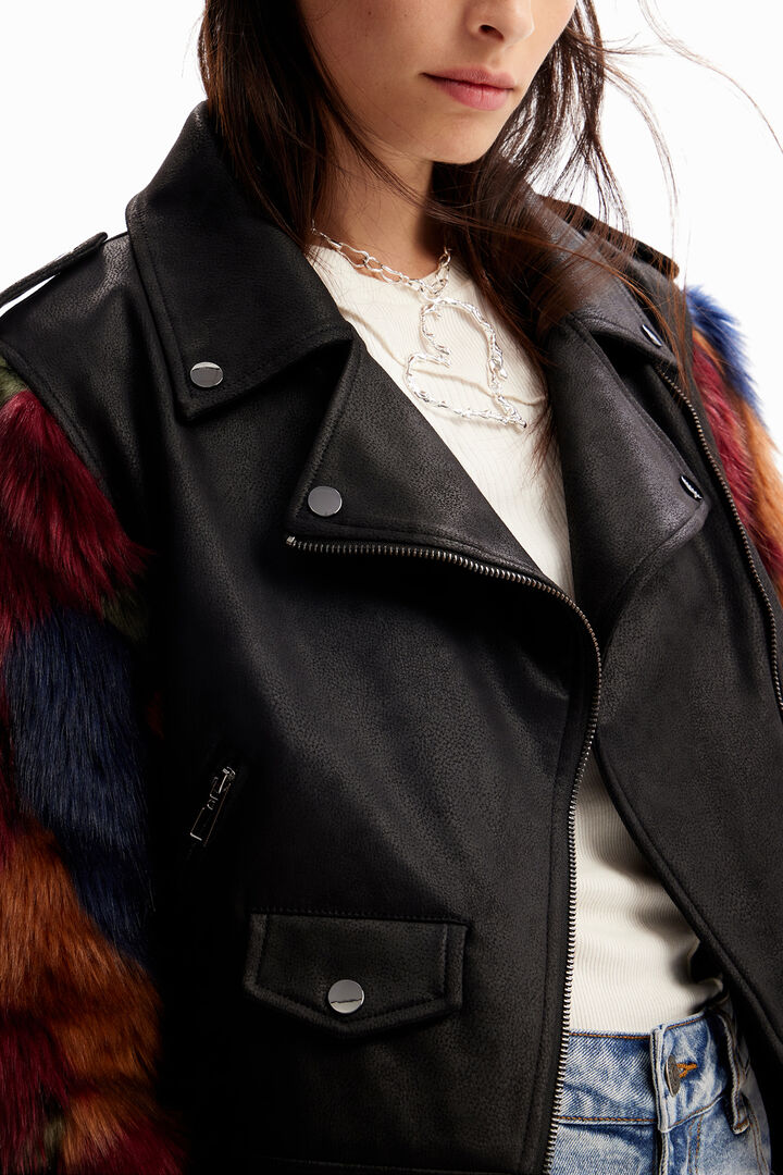 Cazadora biker desmontable efecto pelo | Desigual