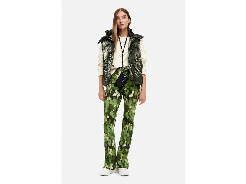 Iridescent quilted gilet