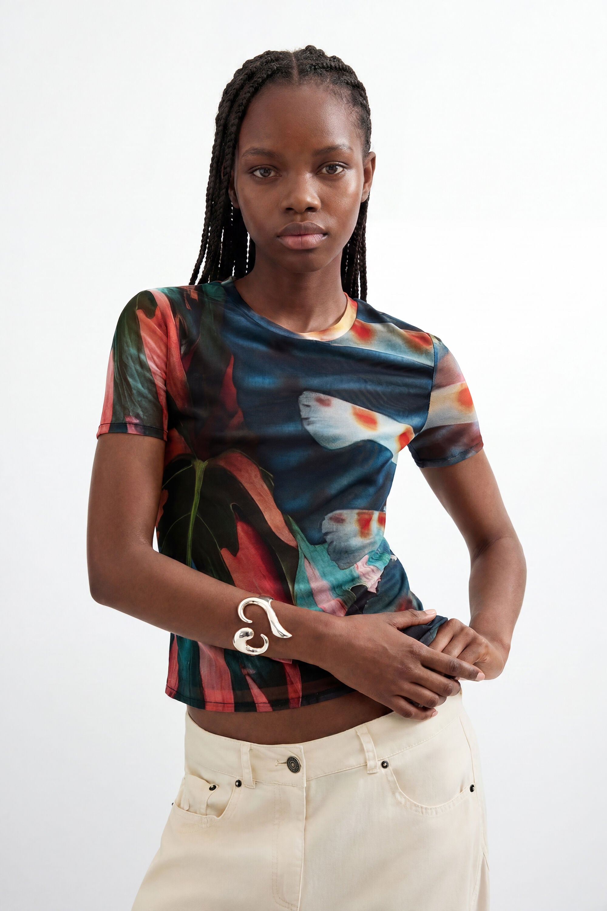 Camiseta diseñada por mr. christian lacroix - MATERIAL FINISHES - L