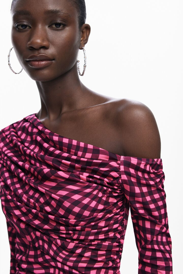 T-shirt asymétrique à carreaux psychédéliques | Desigual