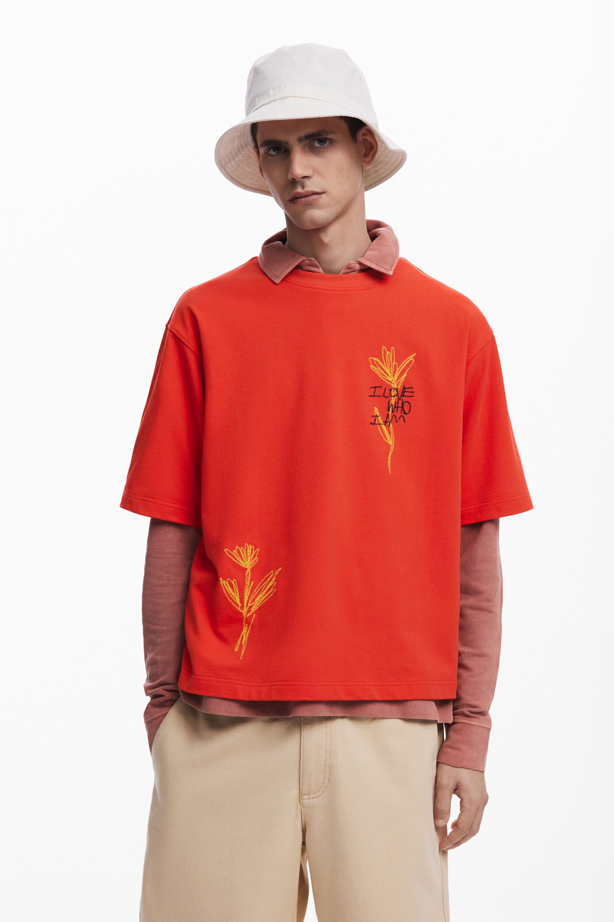 T-shirt met korte mouwen en bloemen