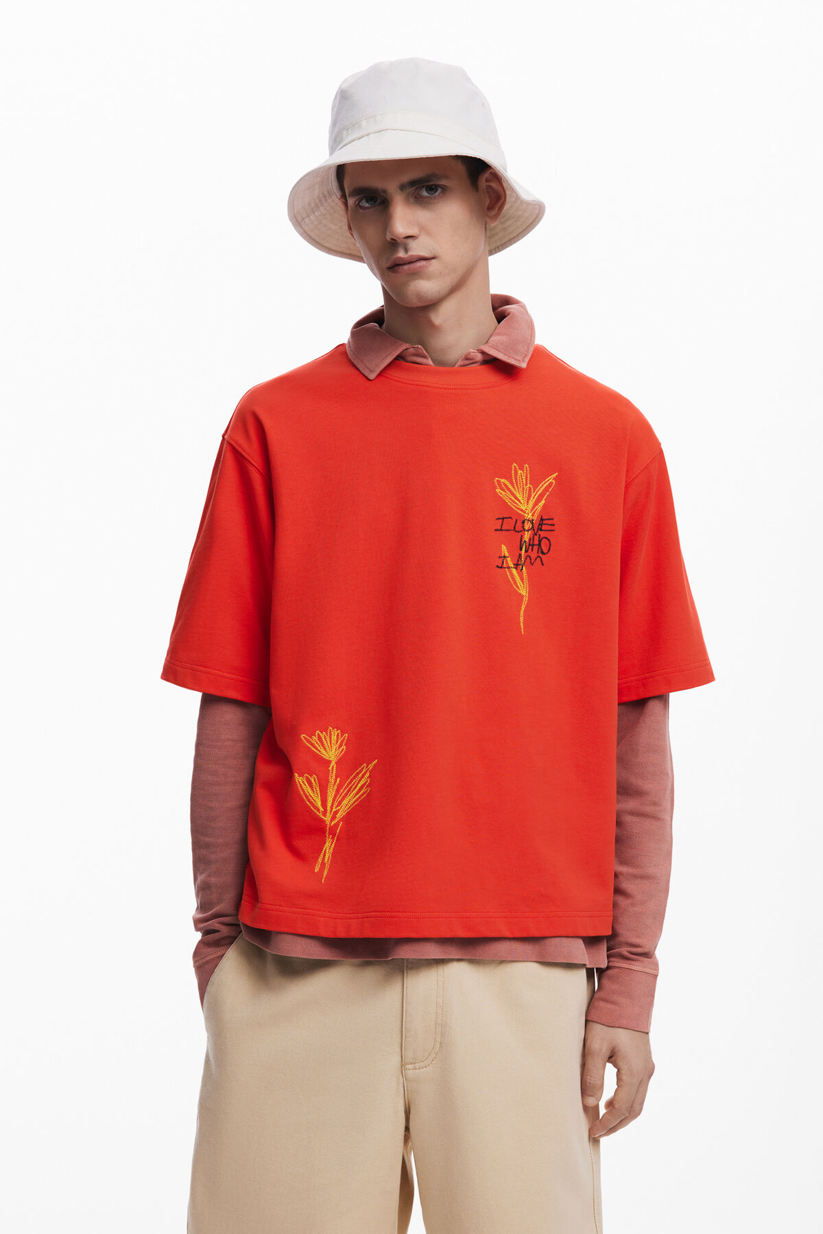 T-shirt à manches courtes avec fleurs