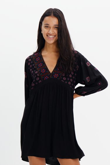 Vestit curt estampat ètnic | Desigual