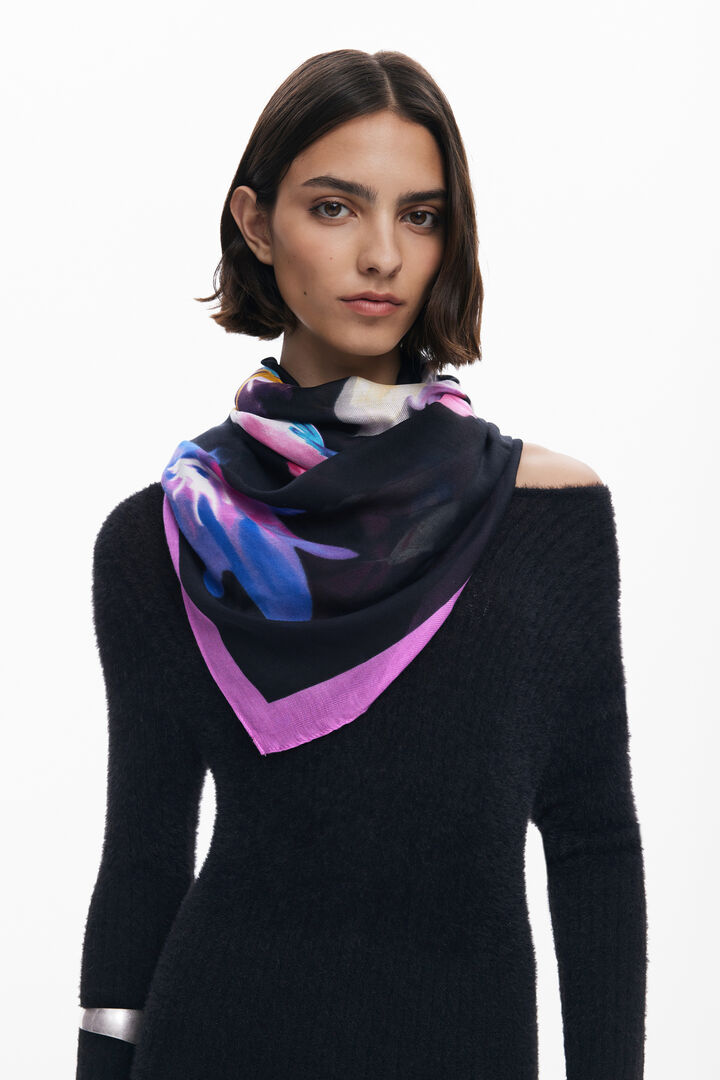 Rechteckiges Tuch mit Blumenmuster | Desigual