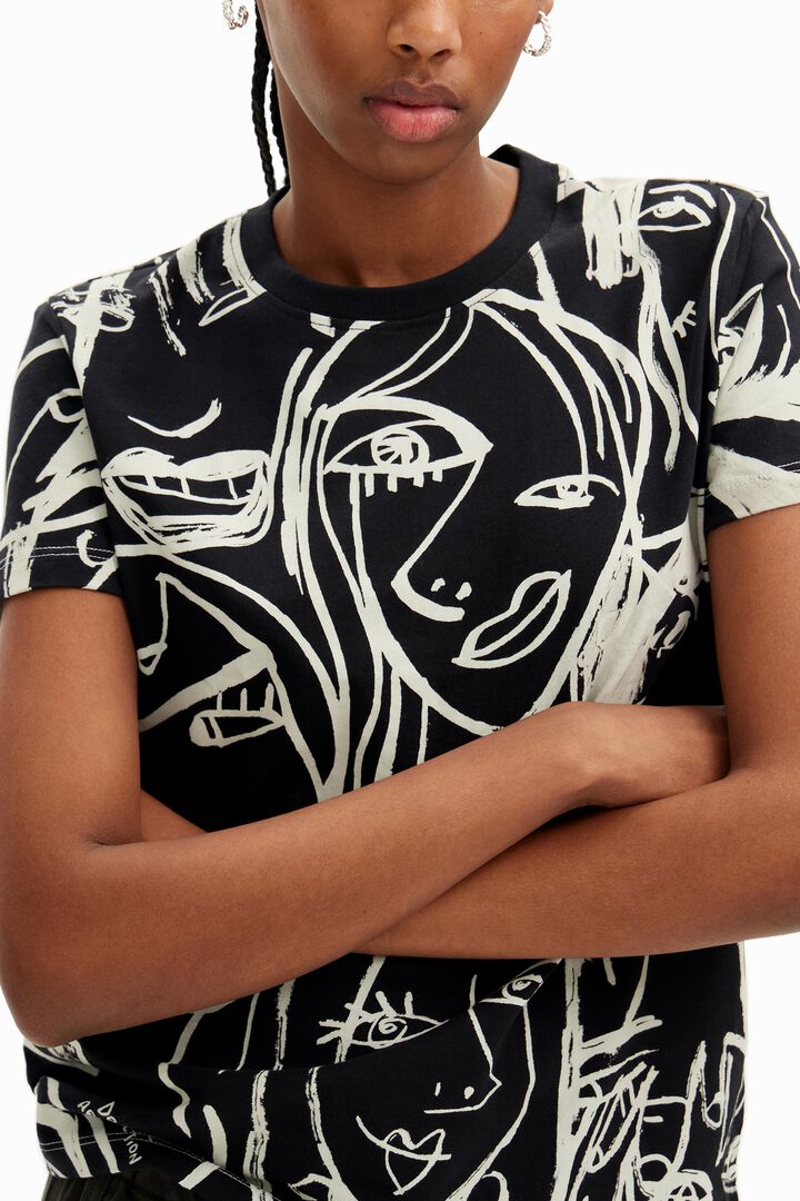 Camiseta caras contraste | Desigual