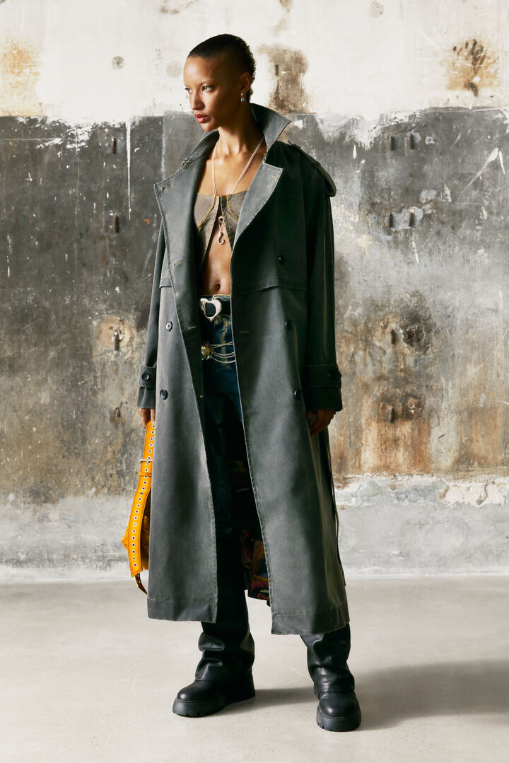 TRENCH COAT EFEITO PELE