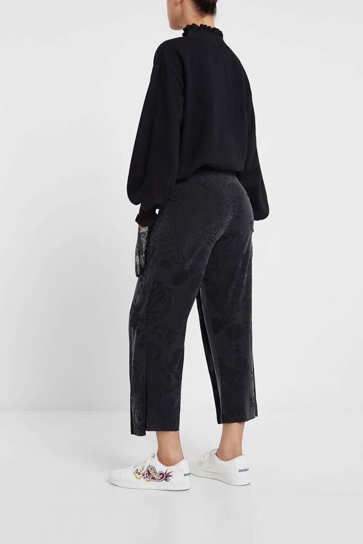 Wide flowing trousers | Desigual