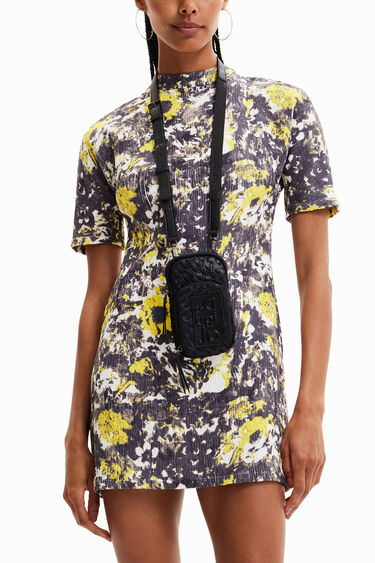 Telefontok logóval | Desigual