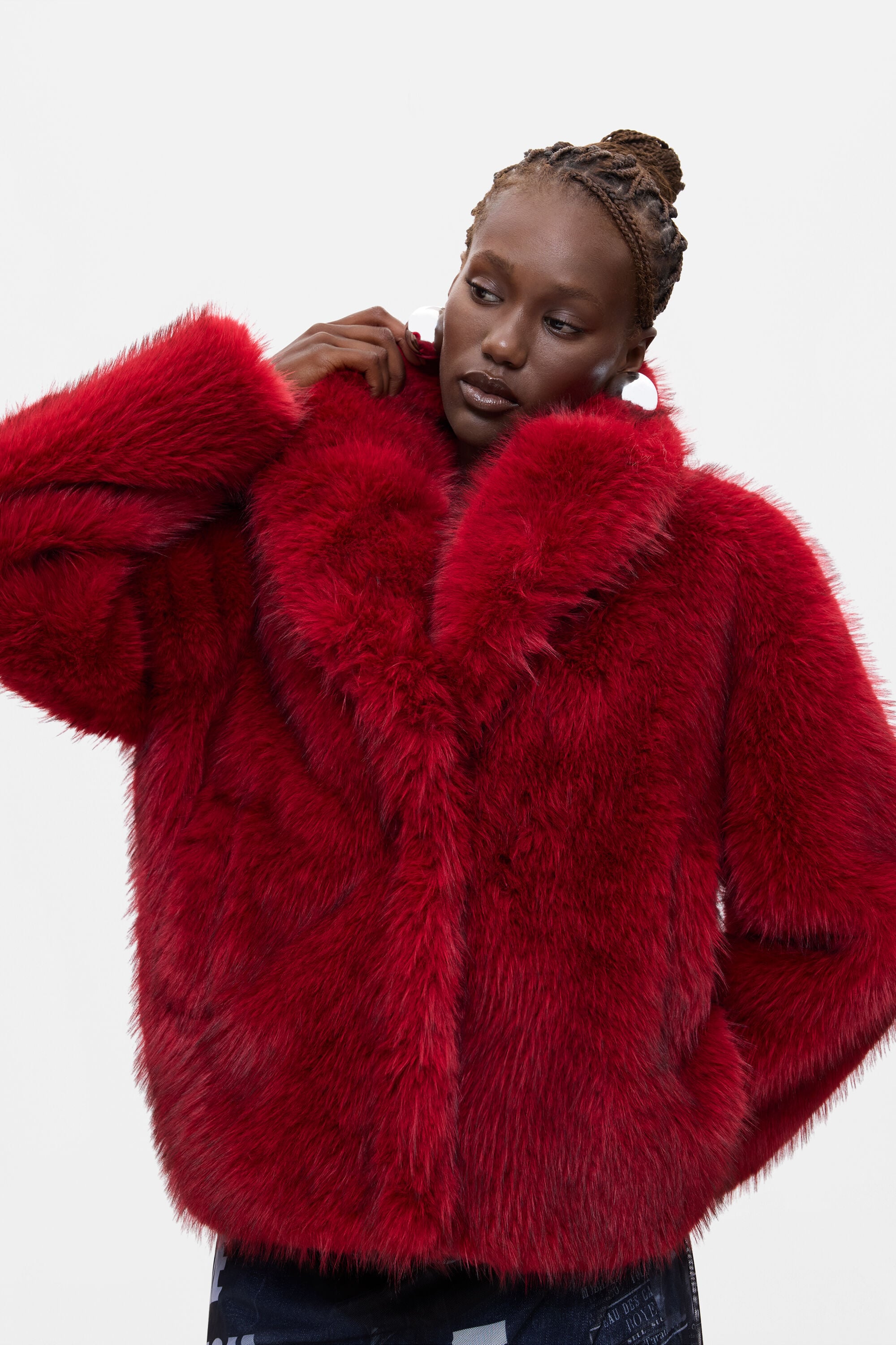 ショートコート ファー 赤 女性用 I Desigual.com