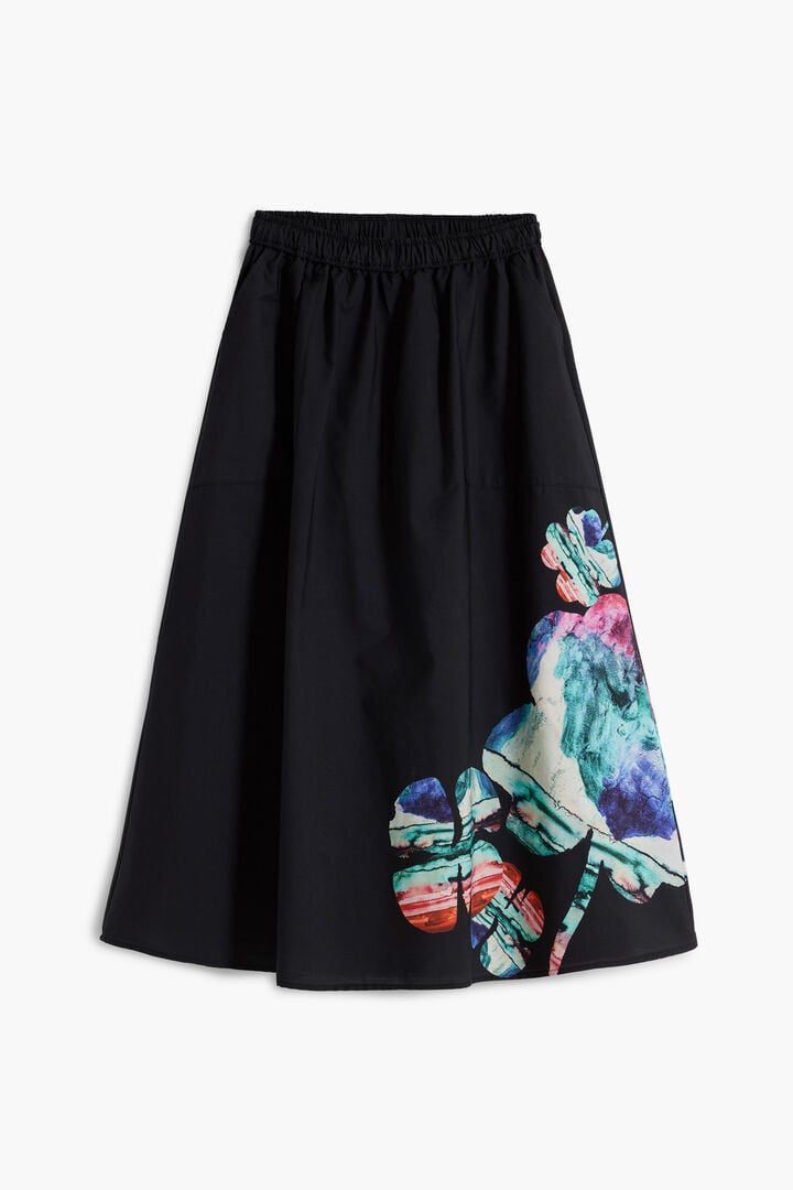 FALDA DISEÑADA POR MR. CHRISTIAN LACROIX