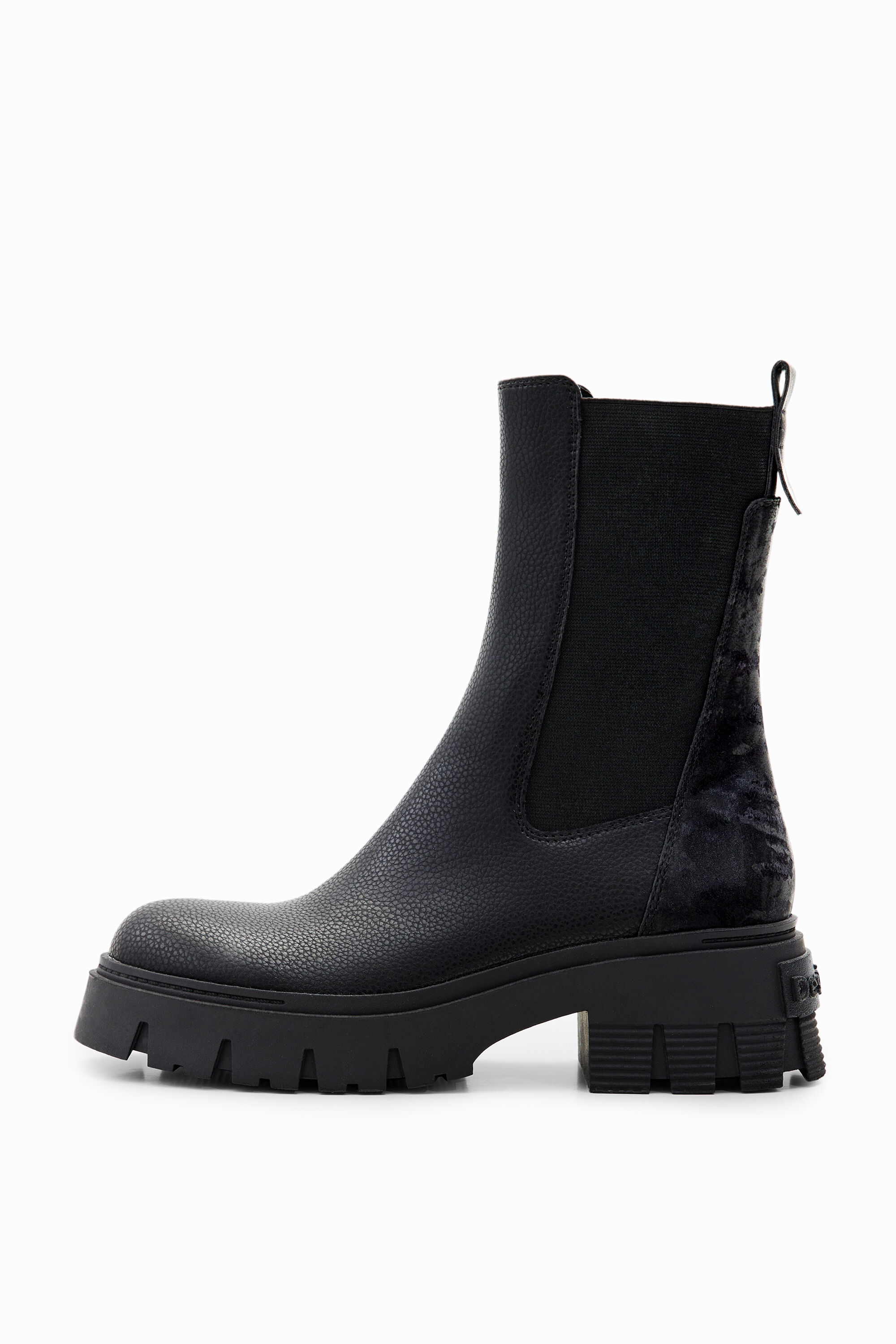Desigual Elasticated Truck-sole Chelsea Boots In Black