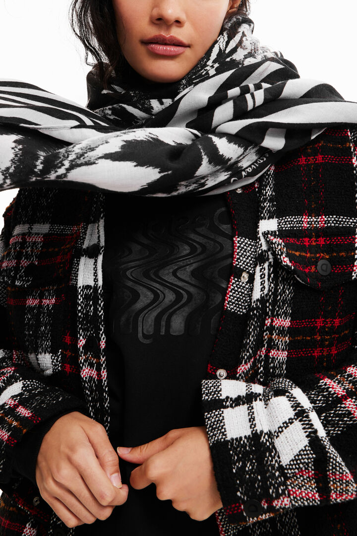 Recycled patchwork foulard | Desigual