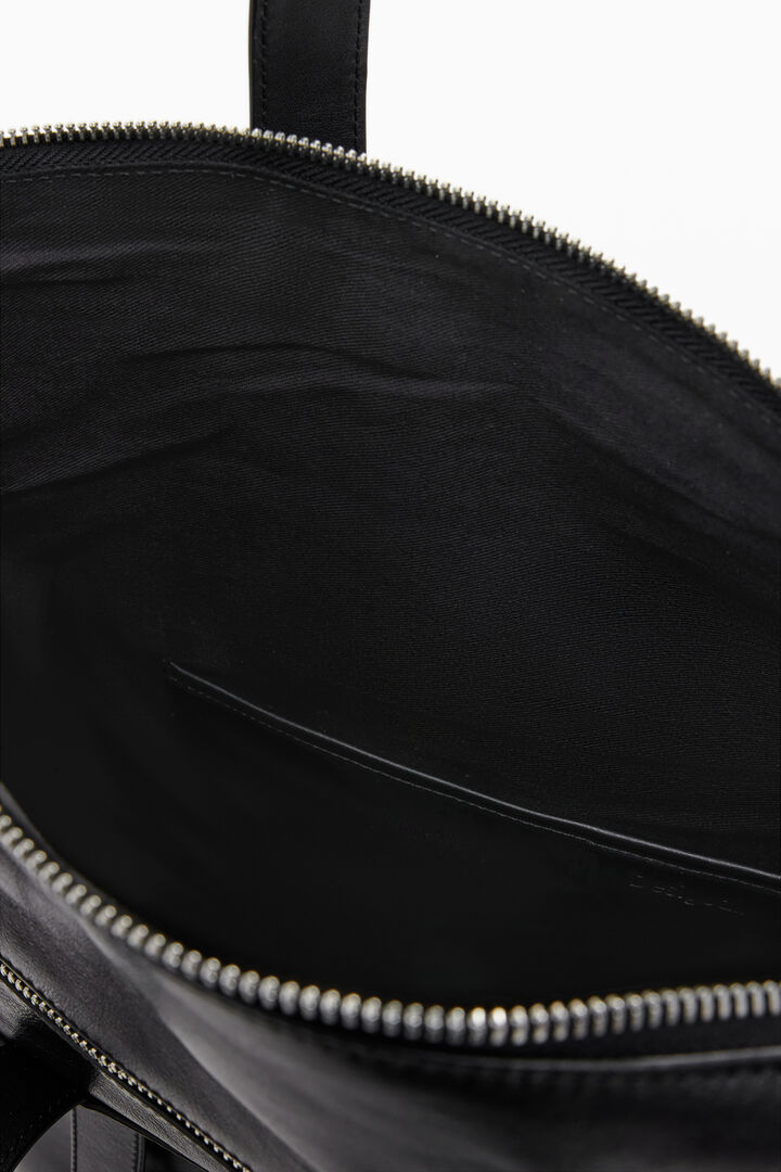 Grand sac à dos en cuir multipoche | Desigual