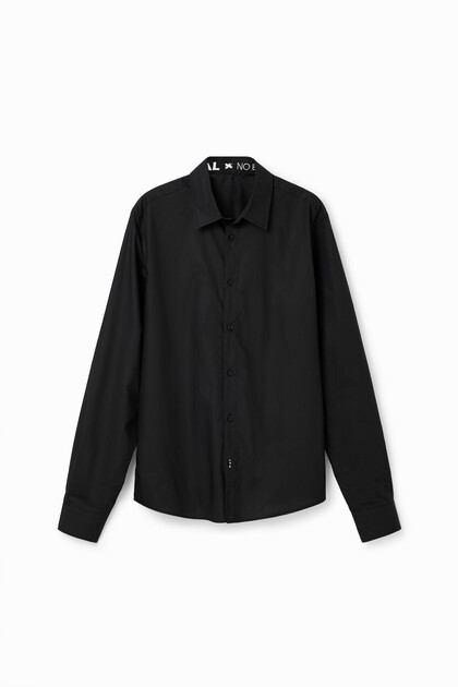 Basic shirt met contrasterende details