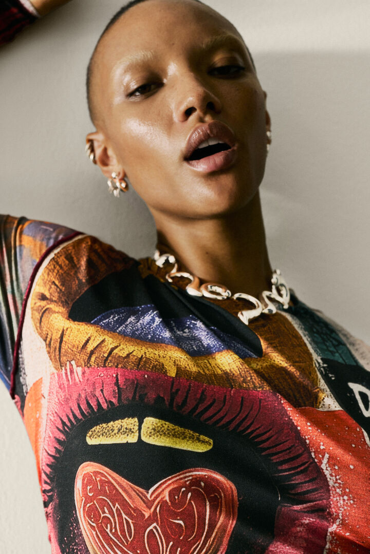 SUKIENKA W USTA Z NADRUKIEM | Desigual