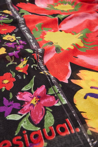 Floral patchwork rectangular foulard | Desigual