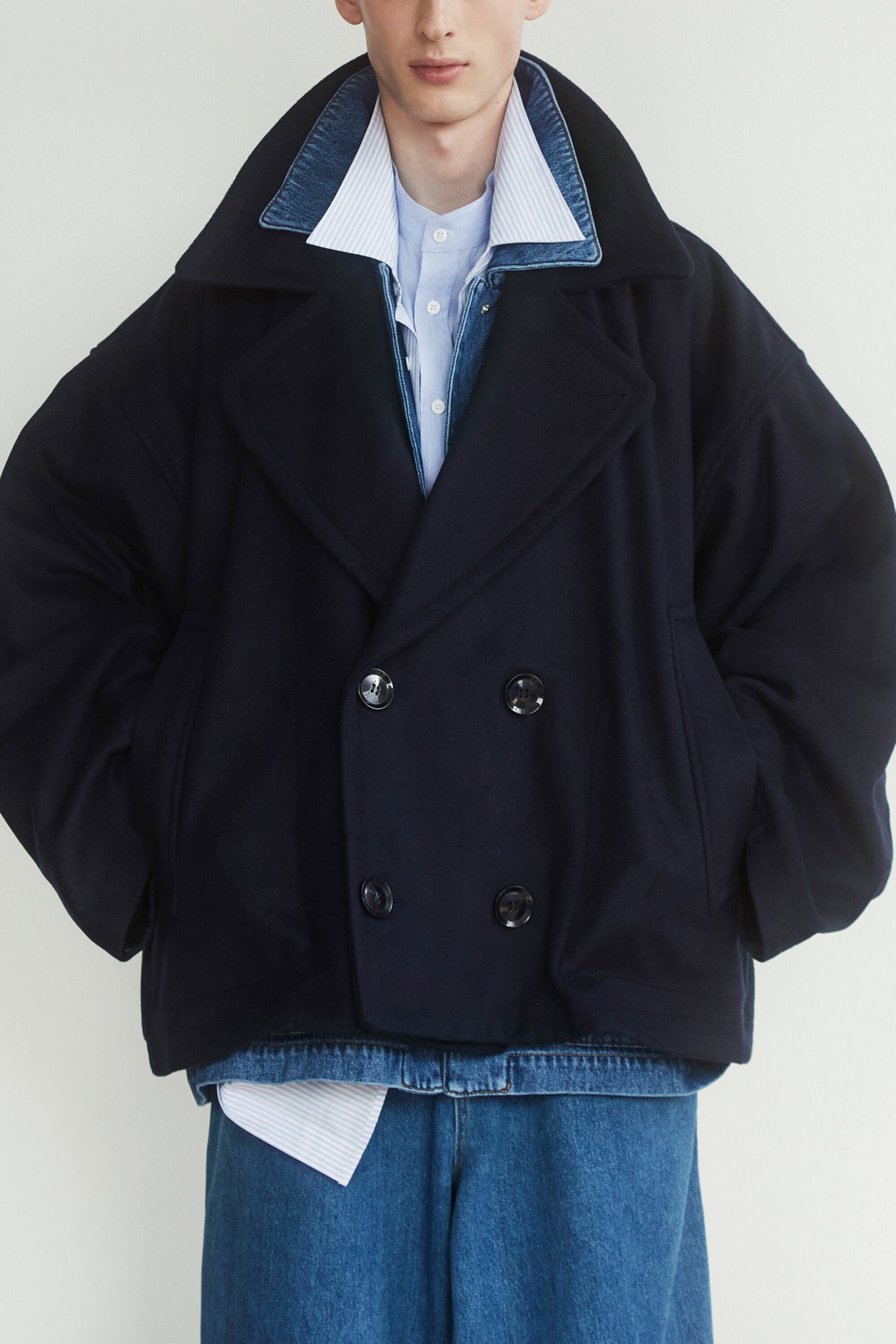Unisex Hed Mayner short oversize wool coat I Desigual.com Unisex Hed Mayner short oversize wool coat I Desigual.com