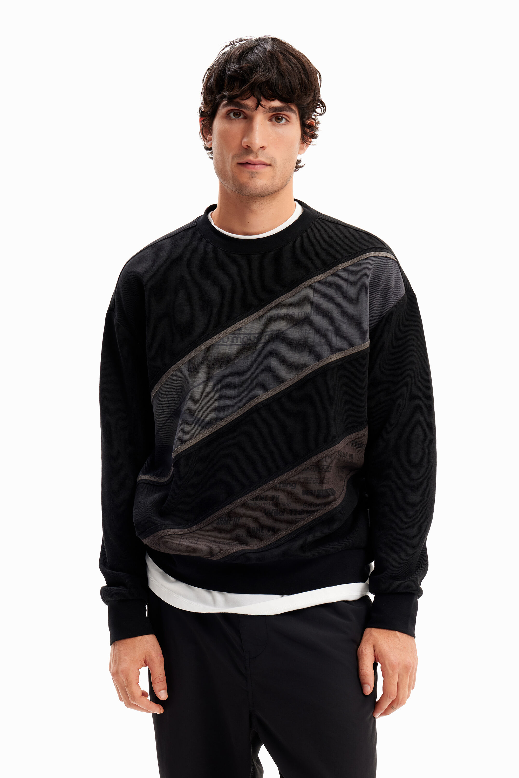 Sudadera patchwork mensajes de hombre I Desigual