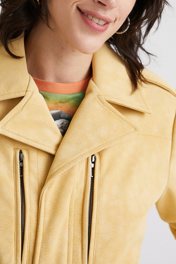 Straight multi-pocket jacket | Desigual
