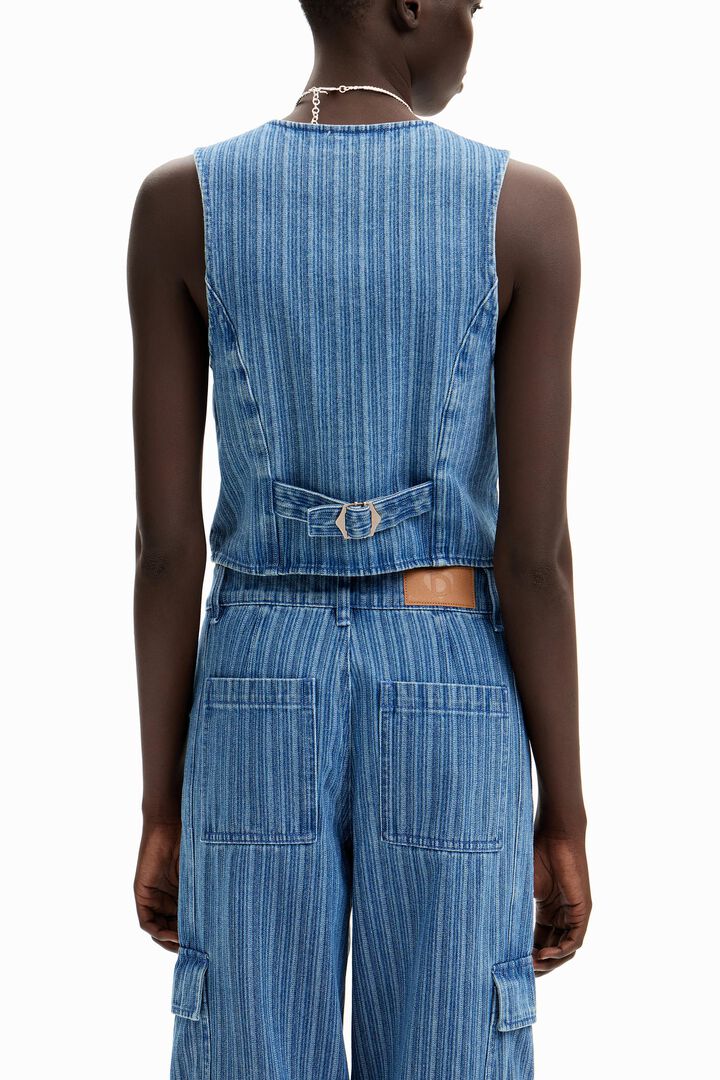 Chaleco denim de rayas con cierre de botón | Desigual
